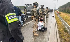 Porywali ludzi dla okupu. Grozili im śmiercią i sprzedażą na narządy