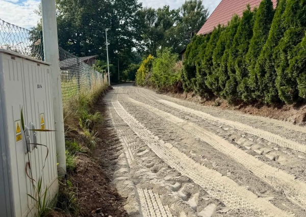 Blisko milion złotych na drogę dla rolników. Rusza remont trasy Jadwisin-Modlikowice