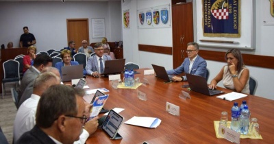 XIV sesja nadzwyczajna Rady Powiatu Legnickiego