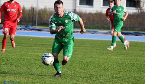 Iskry Księginice gra o czwartoligowe życie