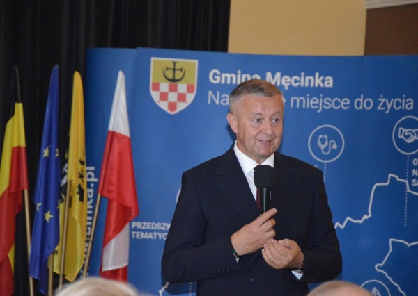 M.Brzozowski z votum zaufania i udzielonym absolutorium