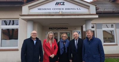 Stomatolog dziecięcy przyjmuje w przychodni w Rudnej