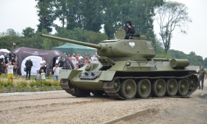 Otwarcie strzelnicy Złote Wzgórza. Czołg T-34 skradł show, a Złotoryja celuje w mistrzostwa Europy
