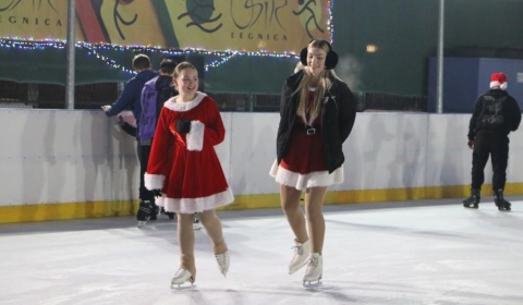 Otwarcie sztucznego lodowiska przy ul. Sejmowej