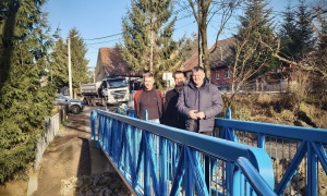 Modernizacja kładki pieszej w Zagrodnie dobiegła końca