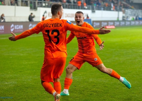 Derby już w sobotę! Zagłębie kontra Śląsk. Filip Kocaba: „Nikt nie zadowoli się podziałem punktów”
