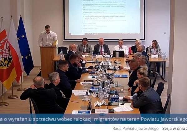 Radni Powiatu Jaworskiego także mówią NIE relokacji migrantów