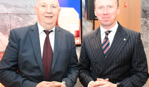 Maciej Kupaj w grze o przyszłość Huty Miedzi Legnica. Prezydent uczestniczył w prezentacji Strategii KGHM 2055+