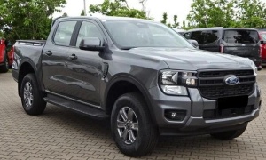 Ratusz kupuje pick-upa. Salonowa nówka...