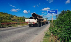 Zwiększony ruch na drodze przy zbiorniku Żelazny Most 
