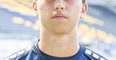 Strzelał gole dla Iskry Kochlice i podpisał profesjonalny kontrakt z Dumą Pomorza