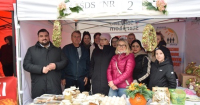 Targi Produktów Lokalnych w Chojnowie :smak tradycji i integracja (FOTO)