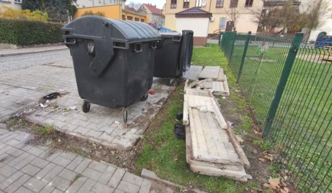  Altana śmietnikowa w starym stylu już w przygotowaniu