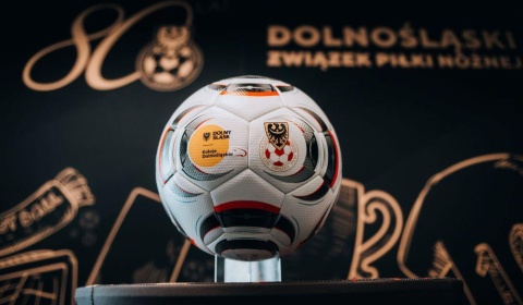  Kolejny sezon IV Liga jedzie z Kolejami Dolnośląskimi