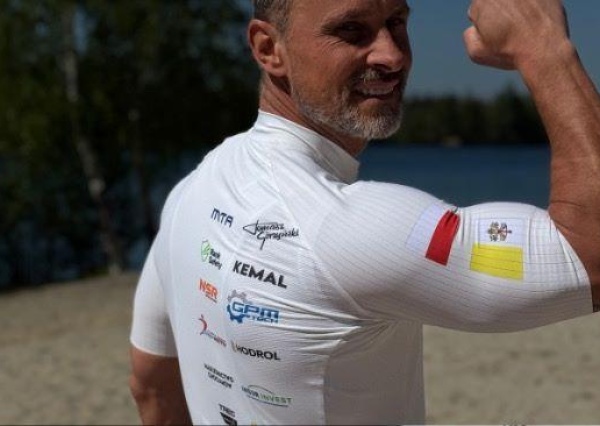 Strażak z Polkowic pedałuje do Rzymu. Przed nim 1700 km. Jedzie dla dzieci !