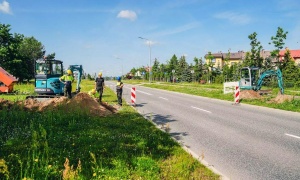 Instalują gminny światłowód 