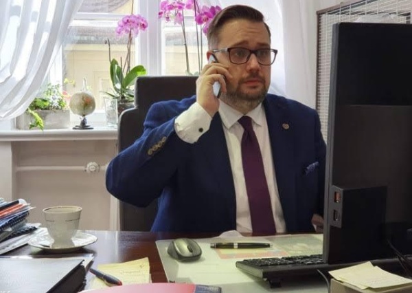 Były burmistrz znalazł robotę...12 miesięcy był bez pracy !