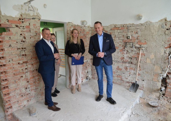 Wygodna placówka dla dzieci zamiast „muzeum” – miejski żłobek się rozbudowuje 