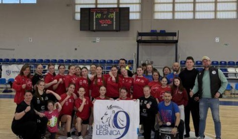 Młodziczki UKS Dziewiątka Legnica awansowały do 1/4 Mistrzostw Polski Młodziczek