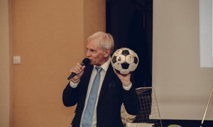 „Historia piłki nożnej w Chojnowie” – promocja książki Stanisława Horodeckiego
