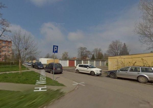 Zdeterminowani mieszkańcy nie odpuszczają. Chcą parkingów i konkretnych działań władz