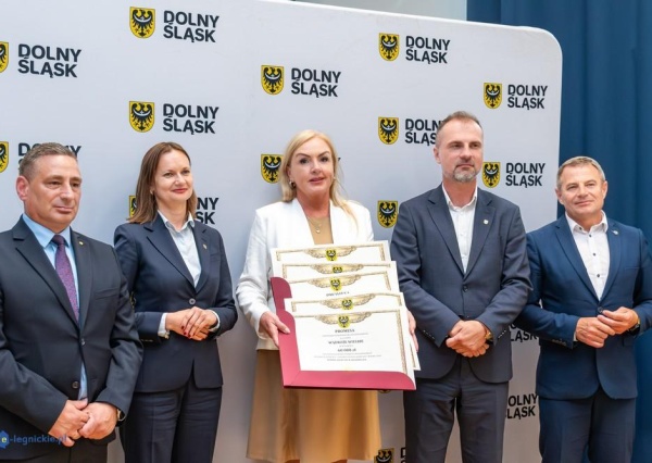 Wądroże Wielkie z 5 promesami. „Małymi krokami realizujemy nasz plan na gminę” 