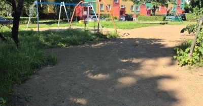 Plac zabaw był zamknięty przez wiele miesięcy. Po interwencji problem szybko zniknął