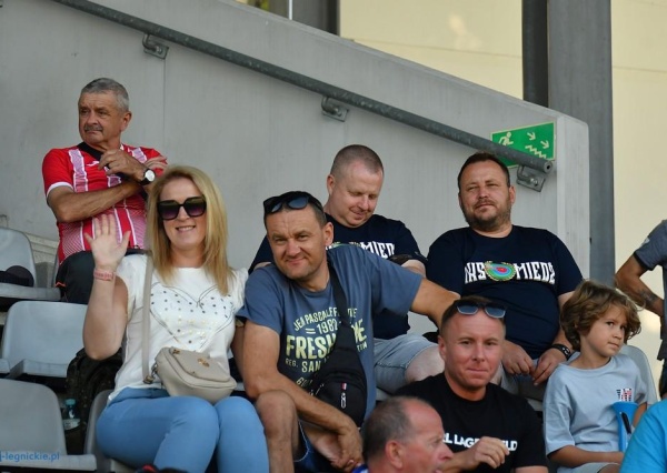 Miedź Legnica- ŁKS Łódź: kibice dopingowali i drużyna wygrała (FOTO)