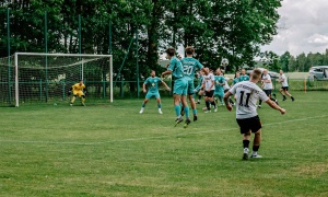 LZS Komorniki utrzymał się rzutem na taśmę
