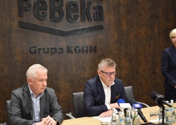 Groźba strajku wciąż realna. Zarząd PeBeKa próbuje gasić pożar...