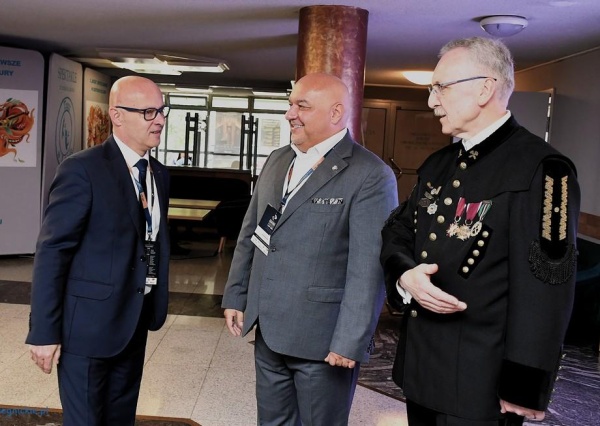 Trwa Kongres Górnictwa i Hutnictwa Miedzi. Mocne wystąpienie prezesa A. Szydło (FOTO)