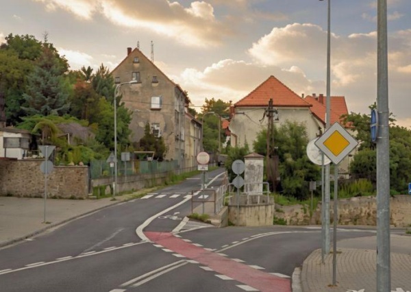 Miało być bezpieczniej a jest… Chaos na Wyszyńskiego( nasza interwencja)