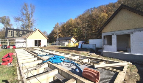  Nad zalewem rośnie „miasteczko” 