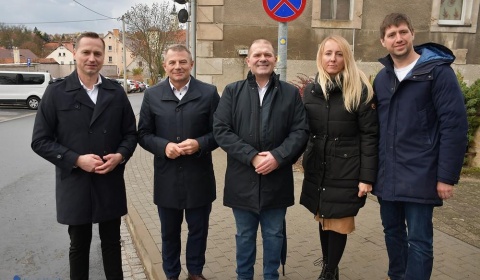 Cmentarna zrobiona na czas. Nie do poznania (FOTO)