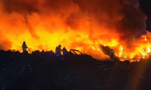 Ponad 60 godzin walki z ogniem! Wilków znów płonął. Prokuratura bada podpalenie