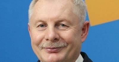 Dziury, zniszczone chodniki i konflikty na wąskiej ulicy. Radny żąda konkretnych zmian