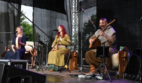 Muzyka z Wiedźmina zabrzmiała na Legnickich Polach (FOTO)