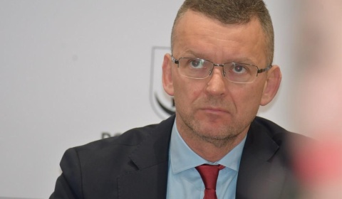 Autobusy „za pociąg” hitem na Dolnym Śląsku. Rekordy frekwencji i tysiące pasażerów na jednym bilecie