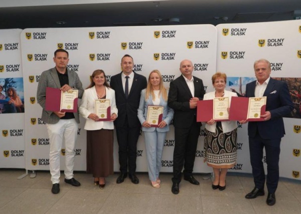 Wsparcie dla sportowej infrastruktury Powiatu Legnickiego