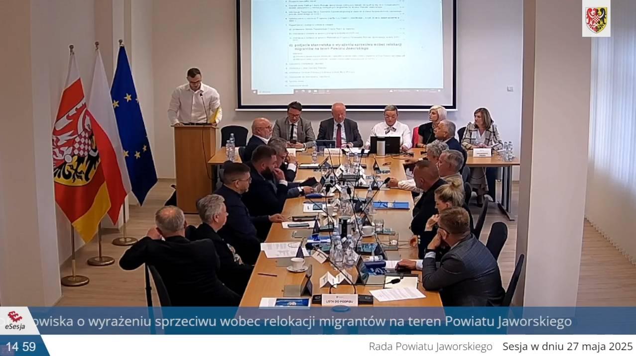 Radni Powiatu Jaworskiego także mówią NIE relokacji migrantów