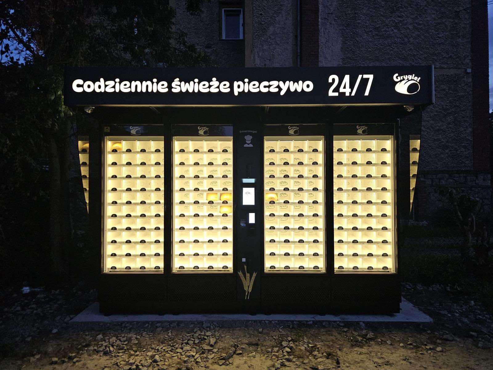 Największy chlebomat na świecie uruchomiono w Bolkowie