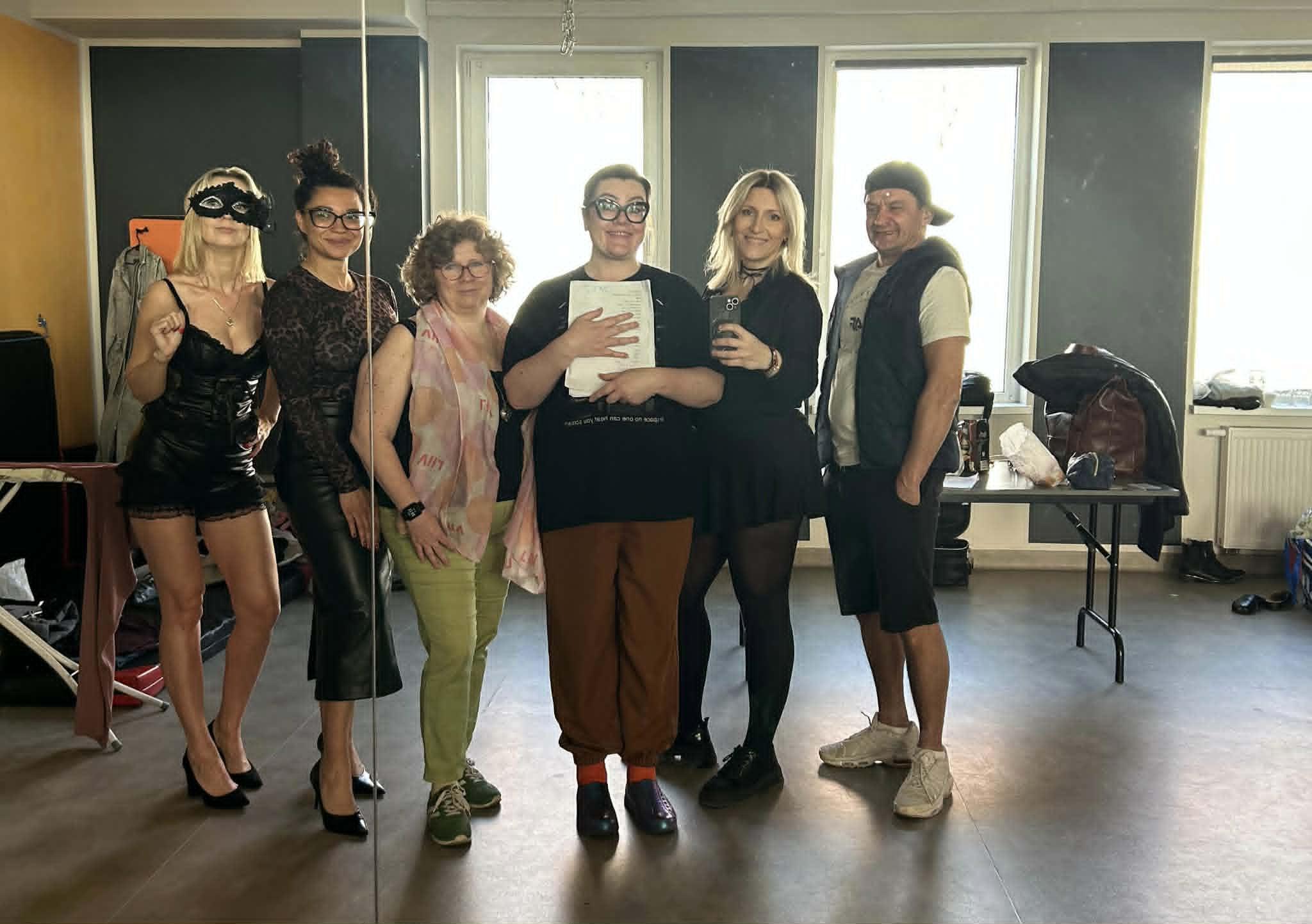 Duch, pszczoły i bułgarska mafia. Teatr ATAM zaprasza do Malczyc !