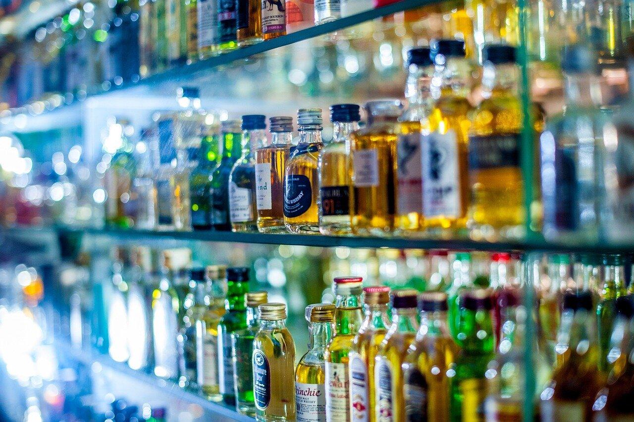 Nieletni i alkohol: łatwo o zakup w Złotoryi czy trudno? Tajemnicy klient w akcji