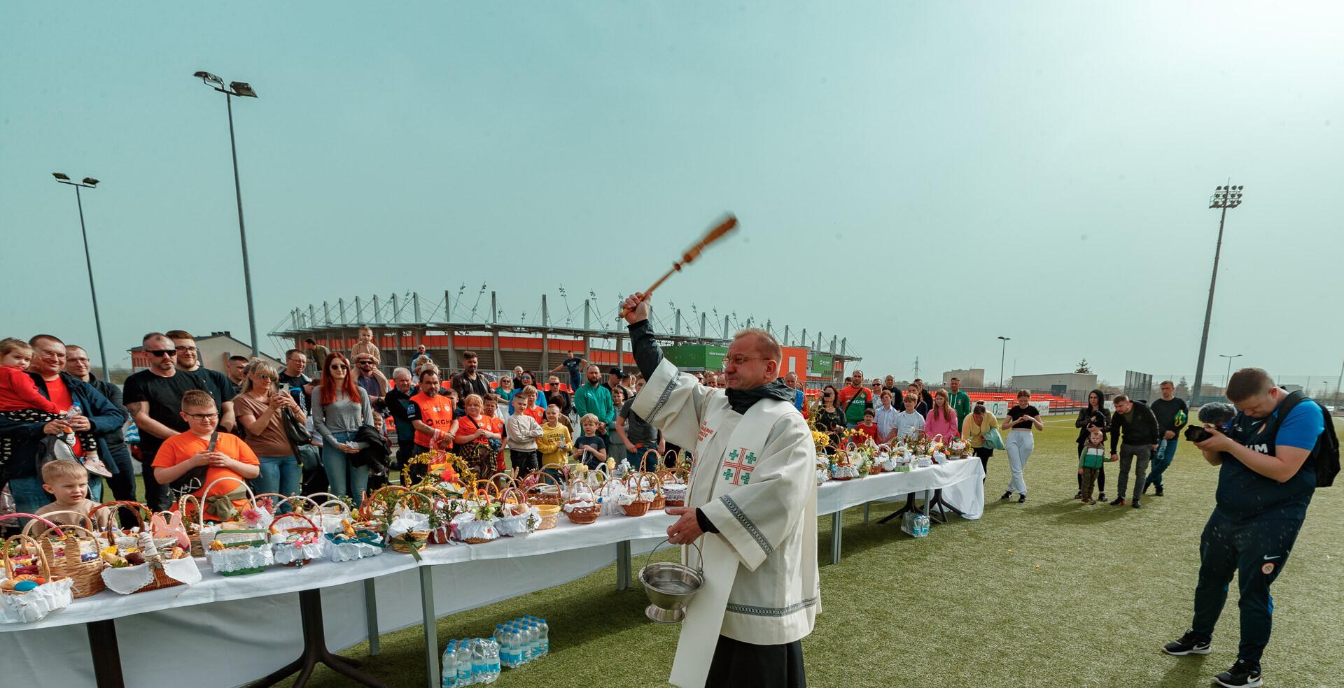 Wielkanocna tradycja na stadionie Zagłębia Lubin