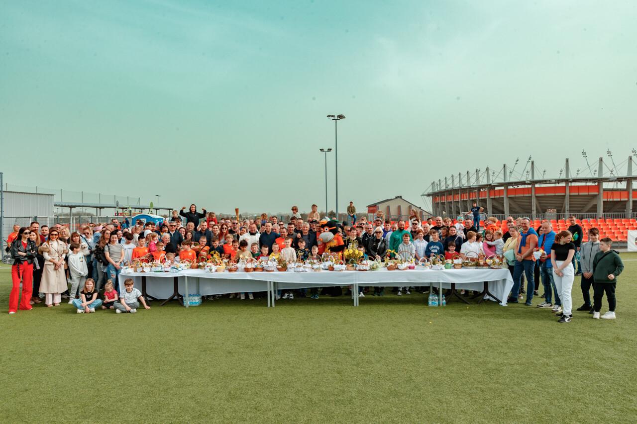 Wielkanocna tradycja na stadionie Zagłębia Lubin