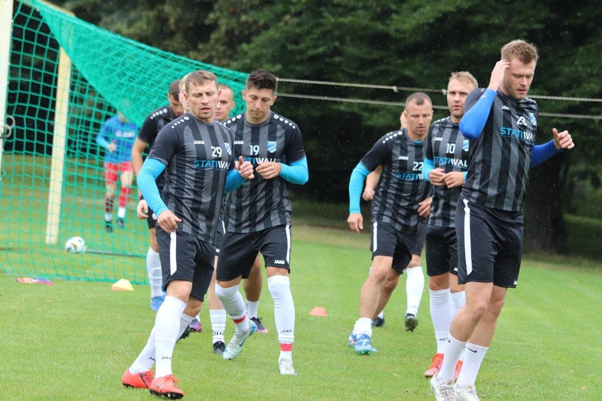 Sparingowe granie i transferów dopinanie