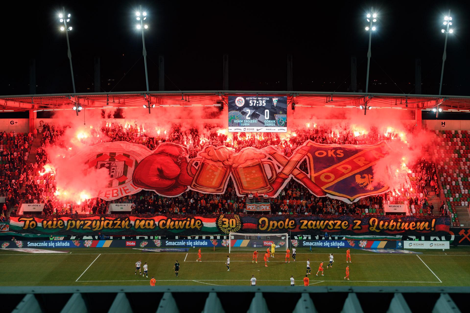 Lider ekstraklasy bezradny w 