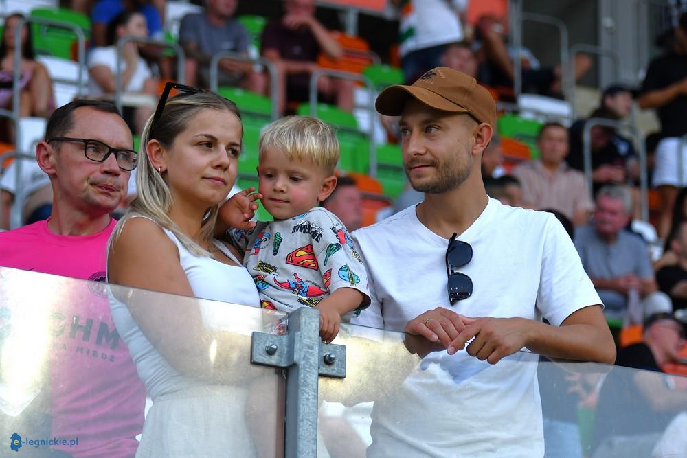 Sprzedaż biletów na sobotni mecz z Rakowem. Warto skorzystać z walentynkowej promocji