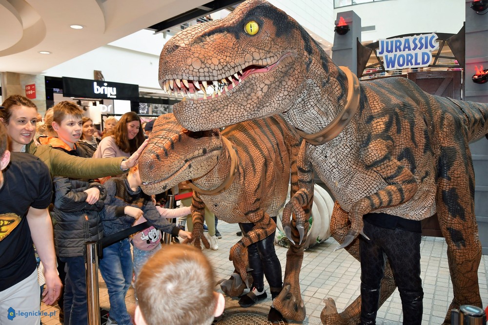 Dinozaury przyciągnęły tłumy do Galerii Piastów (FOTO)