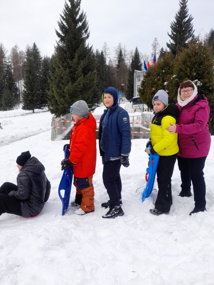 Dzieci z powiatu legnickiego na zimowisku TPD w Kudowie Zdroju (FOTO)